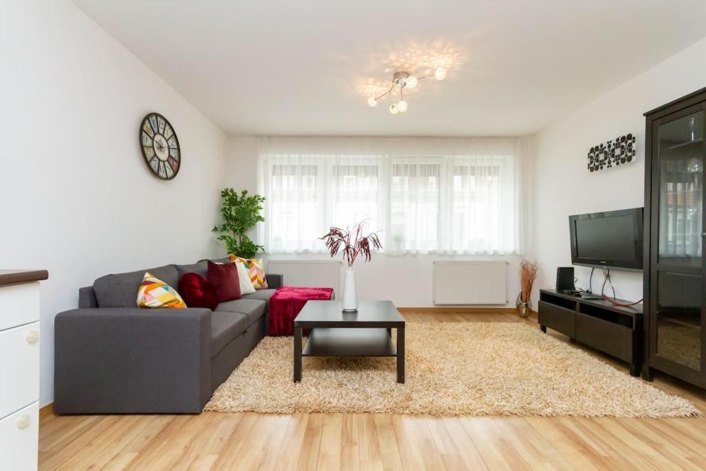 Apartament Family Lux Lounge In Voeroesmarty Street By Nw Budapeszt Zewnętrze zdjęcie