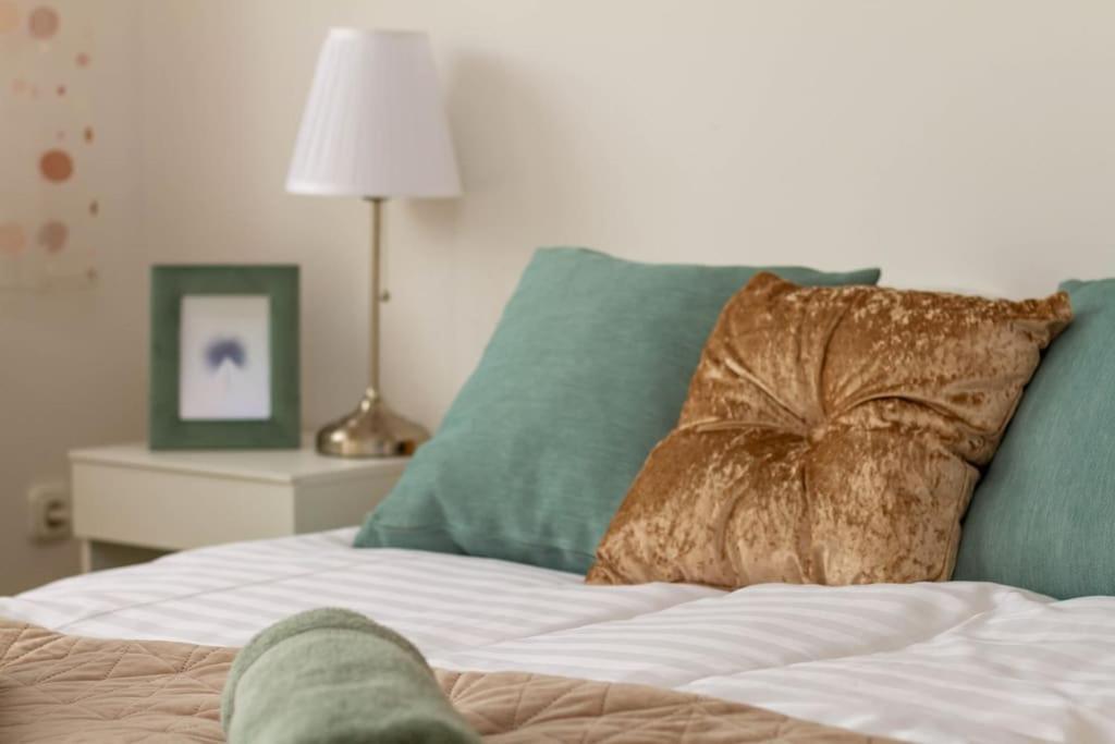 Apartament Family Lux Lounge In Voeroesmarty Street By Nw Budapeszt Zewnętrze zdjęcie